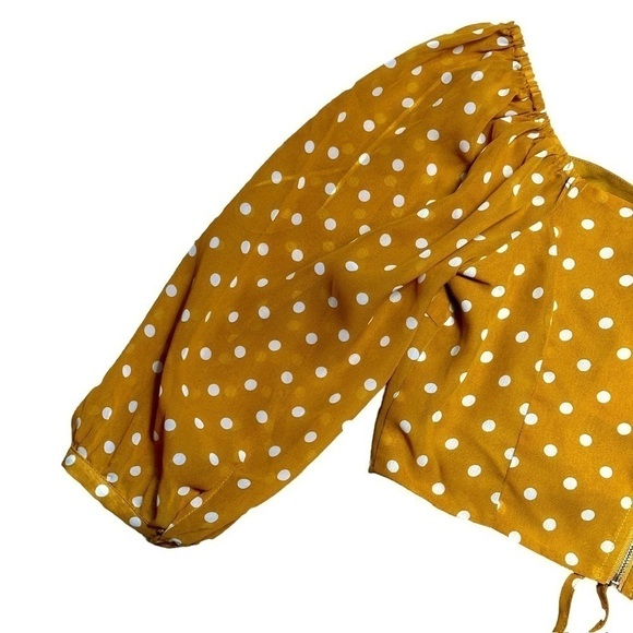 Re:named Off the Shoulder Puffy Mid Sleeve Tan Crop Top | U.S. Woman’s Medium - Picture 5 of 8